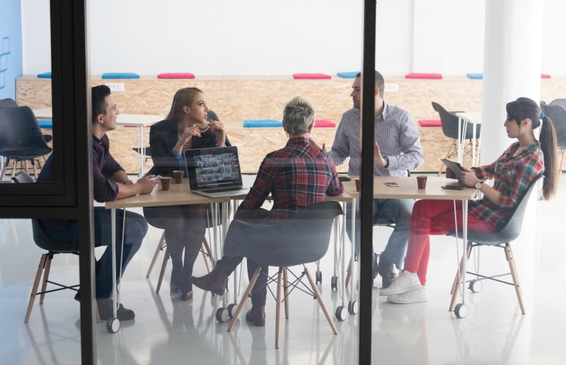 Felicidade no trabalho é ponto de partida para maior produtividade