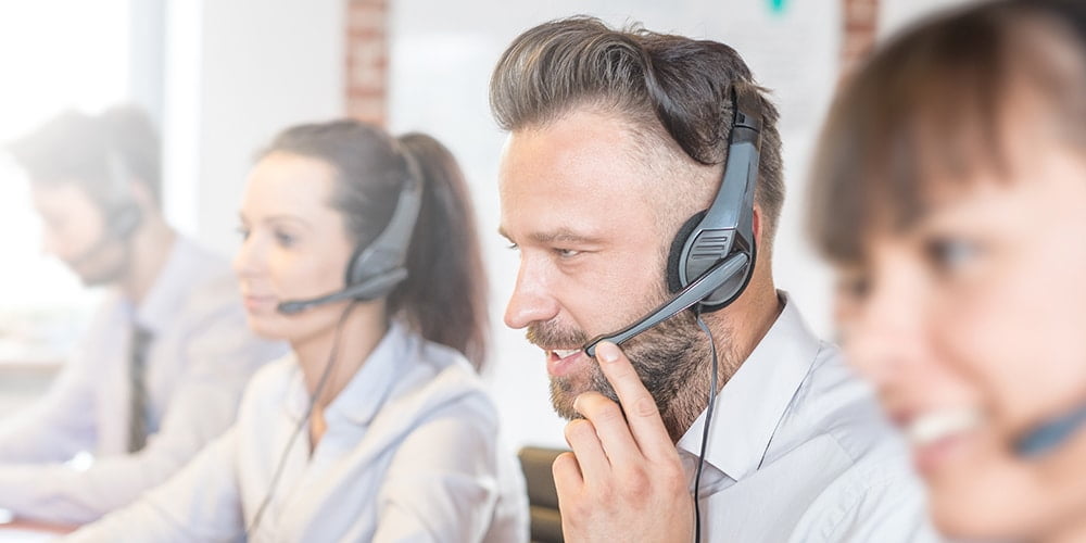 CALL ME – EXCELÊNCIA NO ATENDIMENTO TELEFÓNICO