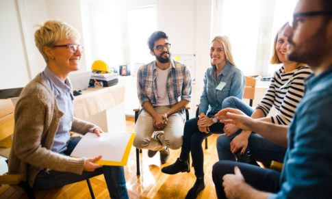 Empresas com programas de formação têm colaboradores mais felizes e são mais rentáveis