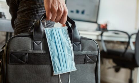 Como lidar com o receio de regressar à ‘vida normal’