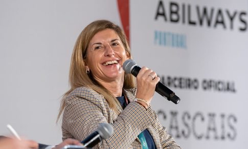 Falar em público é gerir emoções
