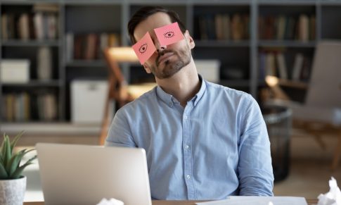 Trabalho por turnos: Que impacto tem na saúde e no desempenho dos operadores?