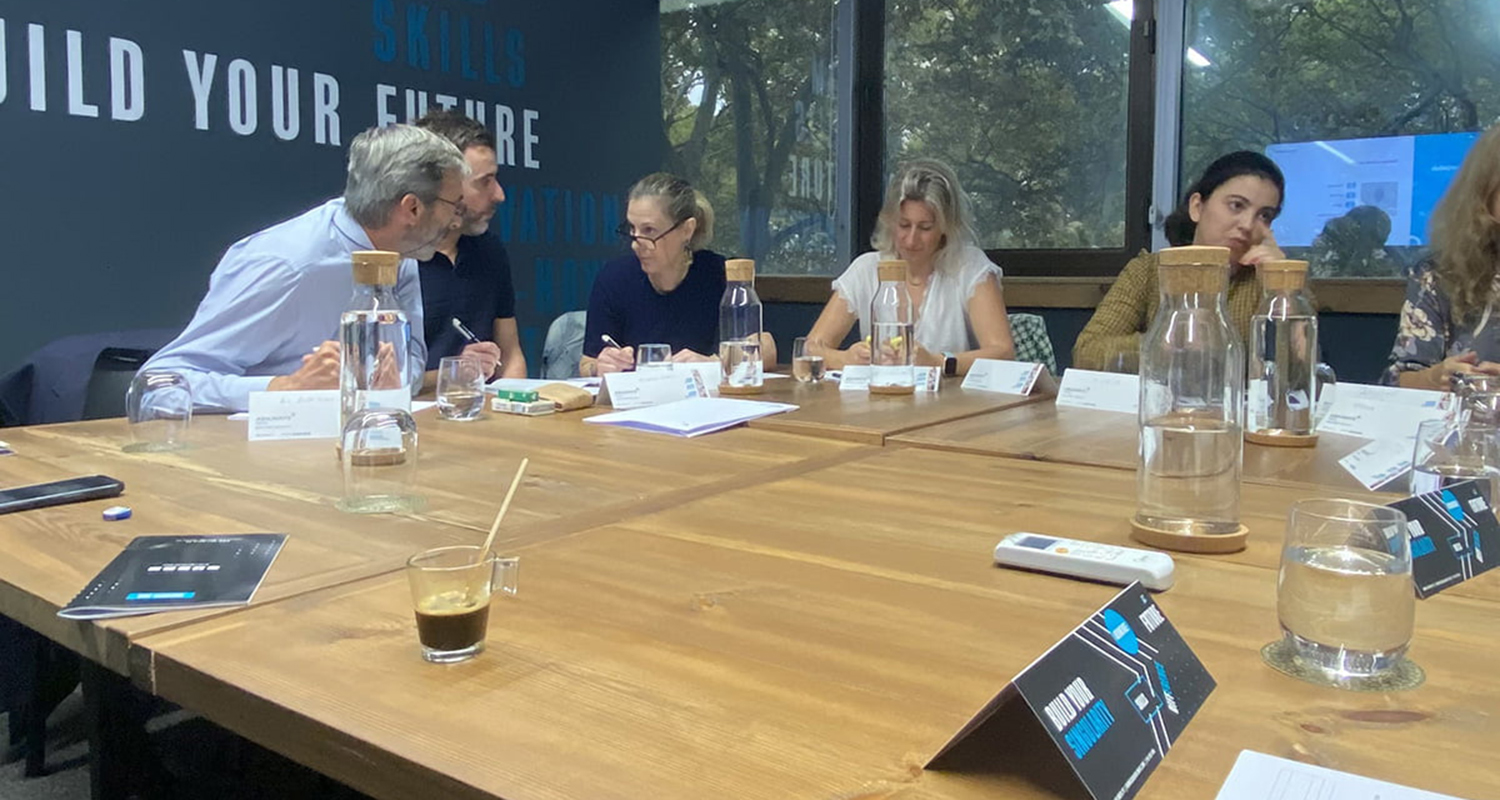 Línguas estrangeiras Línguas estrangeiras