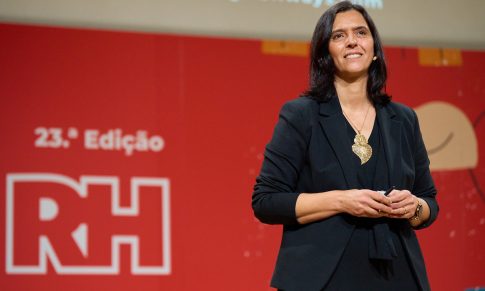 Agitar para liderar e … mudar